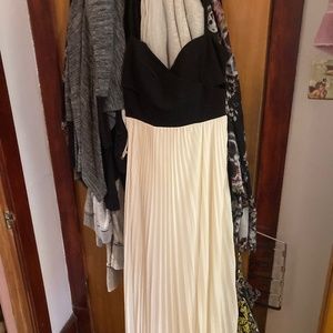 Laundry by Shelly Segal